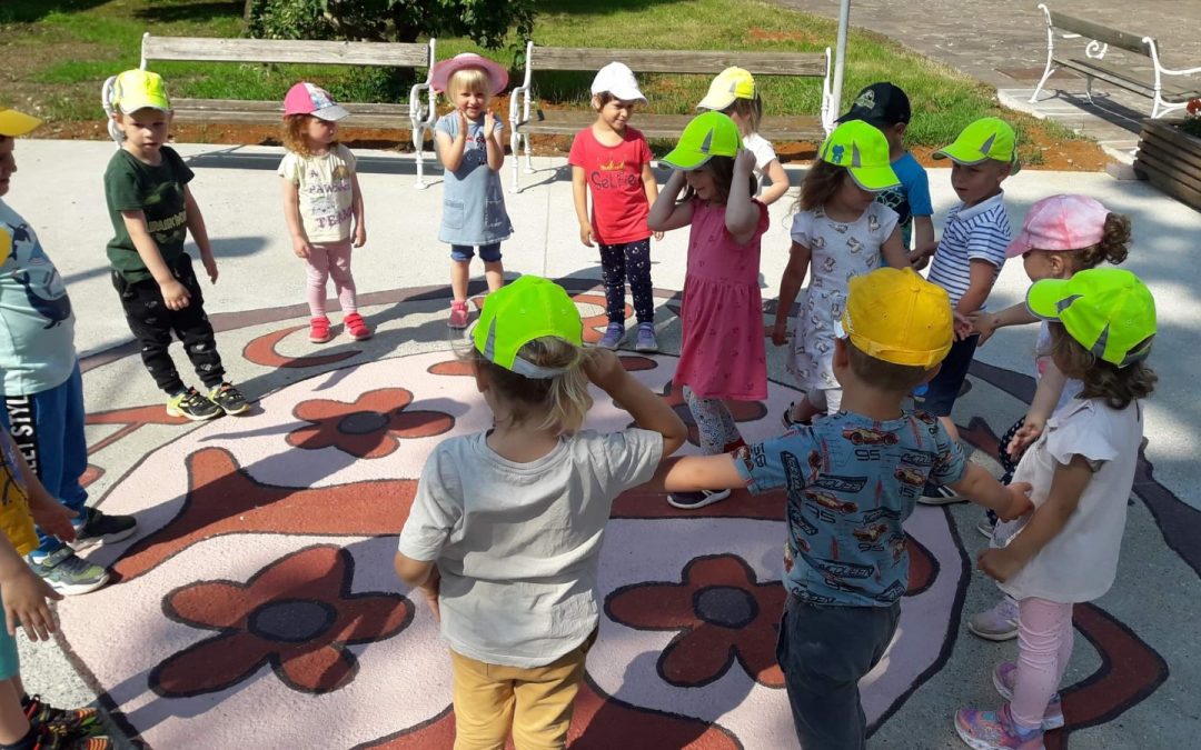 Sladoled in novi trg v Podbočju