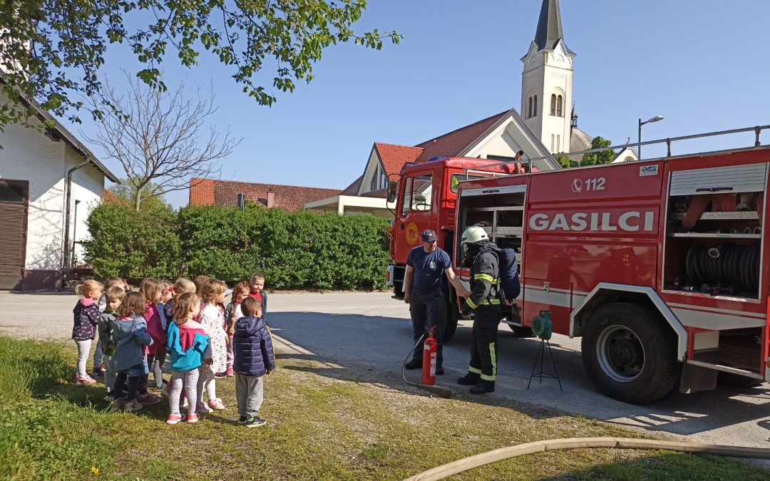 Sodelovanje s krajevno skupnostjo Podbočje