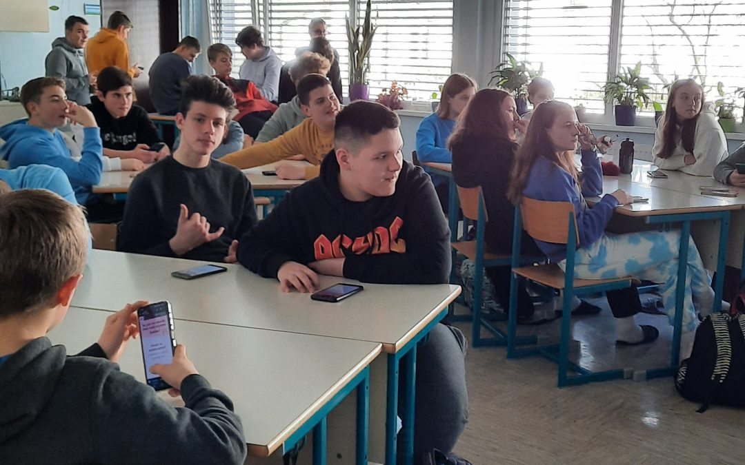 NAJVEČJI SPLETNI KVIZ O VARNI RABI INTERNETA